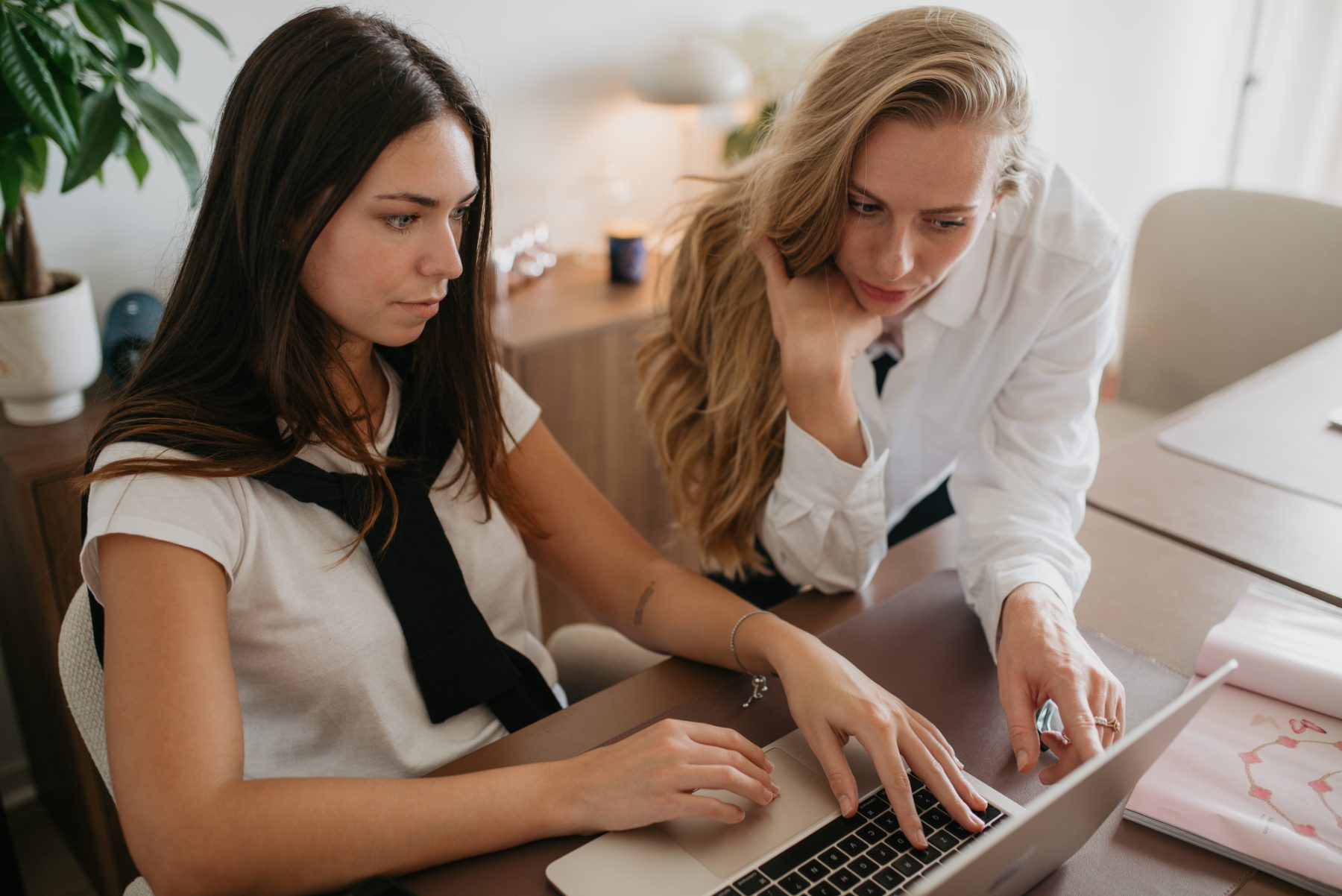 L'équipe Lorna Consulting au travail